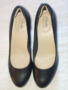 Sz.6.5W Womens Clarks Adriel Viola Heels